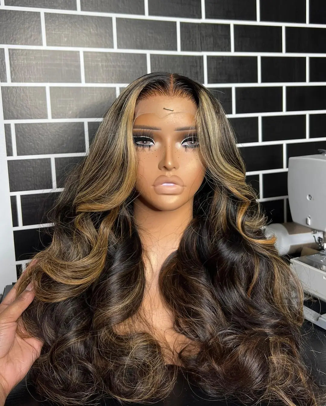 Brown Heat Resistant Fiber13X6 Synthetic Lace Front Wigs For Women Chocolate Brown Body Wave 13X4 Lace Frontal Wig 200% Density